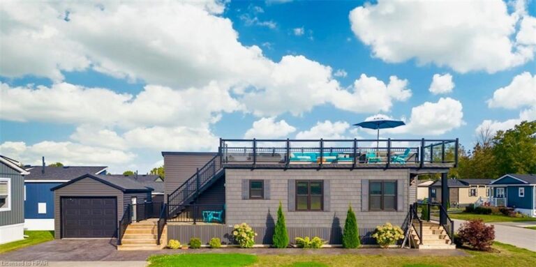 Boost Energy Efficiency and Curb Appeal of Your Bayfield Home