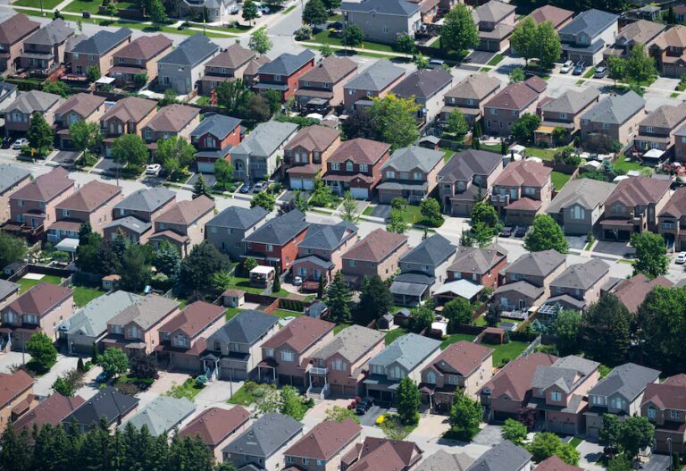 Upgrade to Energy-Efficient Homes in Alberta for 2024